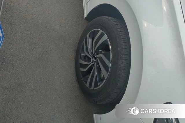 Volkswagen Bora id 3804505 из Китая 10