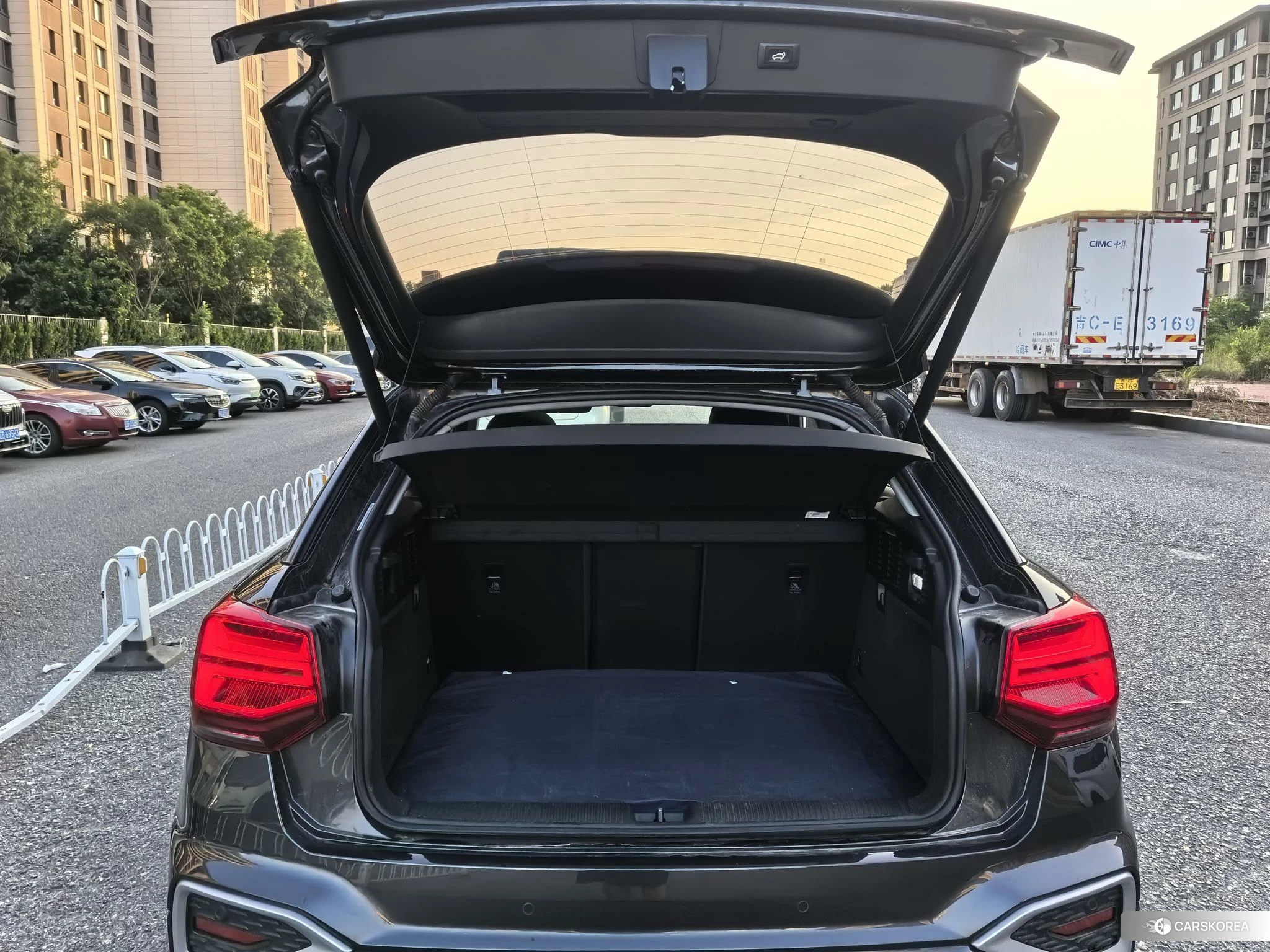 Audi Q2L id 4510774 из Китая 26