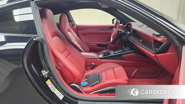 Porsche 911(992) id 3415520 из Кореи 20