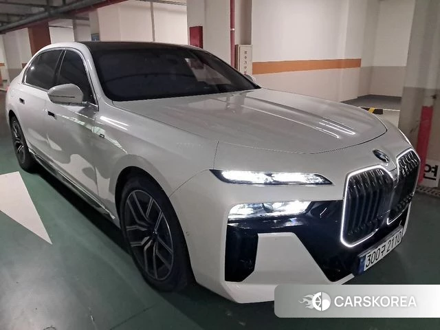 BMW 7 Series (G70) id 3841568 из Кореи 20