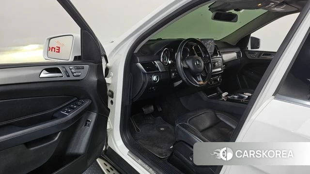 Mercedes-Benz GLE - Class W166 id 3801547 из Кореи 20