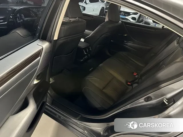 Lexus ES300h 7th generation id 2997408 из Кореи 20