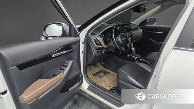 Kia Seltos id 4402622 из Кореи 30