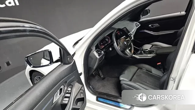 BMW 3 Series (G20) id 3562357 из Кореи 20