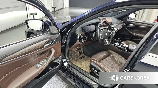 BMW 5 Series (G30) id 2999559 из Кореи 20