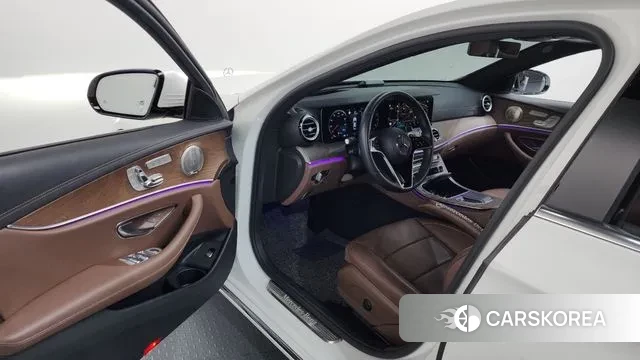 Mercedes-Benz E-Class W213 id 3378469 из Кореи 20