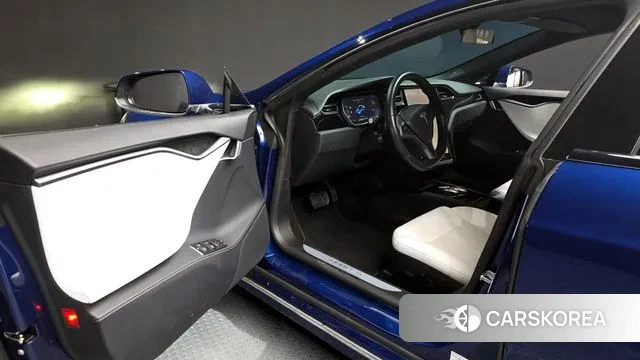 Tesla Model S id 3494047 из Кореи 20