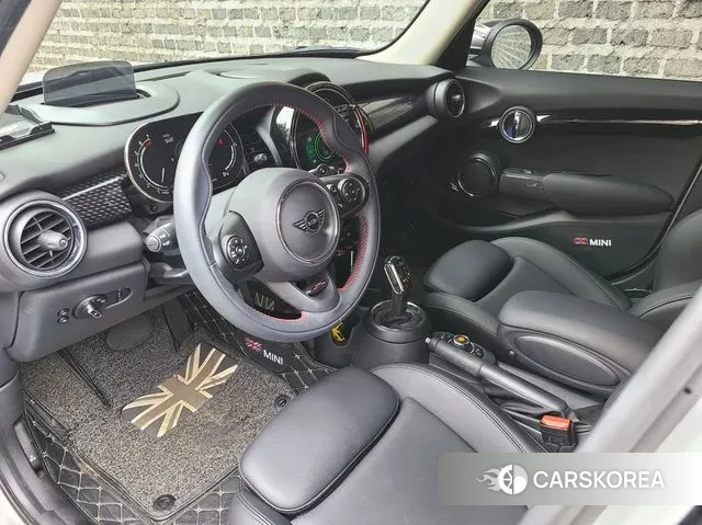 Mini Cooper S id 3727451 из Кореи 19