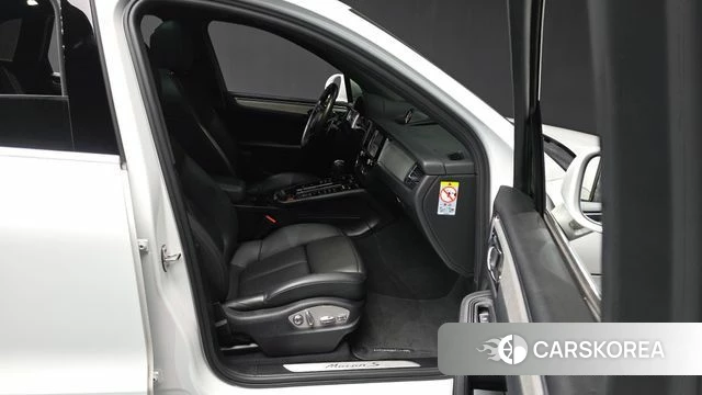 Porsche Macan id 4244332 из Кореи 32