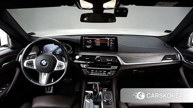 BMW 5 Series (G30) id 3676553 из Кореи 20