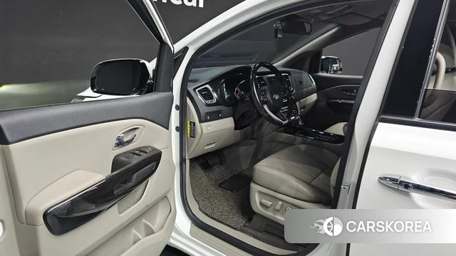Kia The New Carnival id 4448158 из Кореи 20