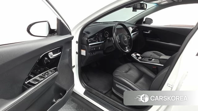 Kia Niro EV id 4396185 из Кореи 30