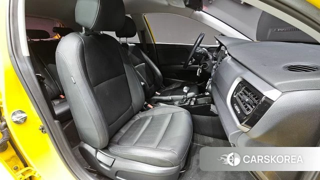 Kia Stonic id 4286064 из Кореи 20