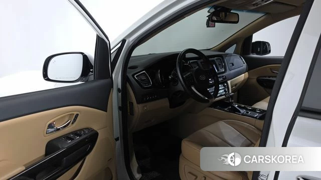 Kia The New Carnival id 4344992 из Кореи 36