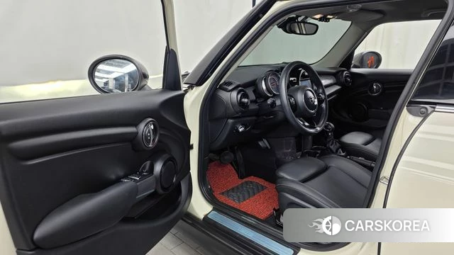 Mini Cooper id 4652312 из Кореи 31