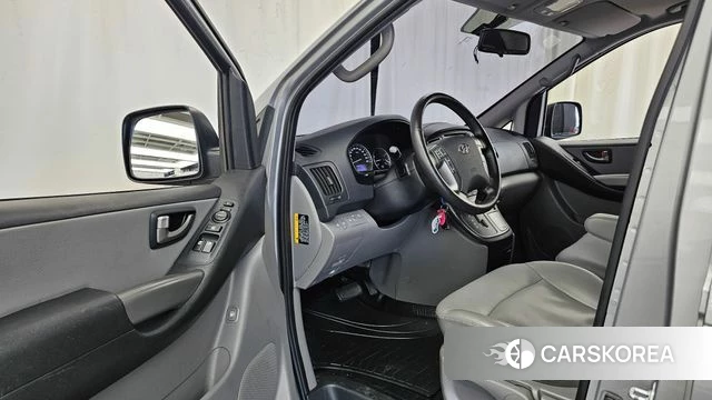 Hyundai The New Grand Starex id 4496611 из Кореи 20
