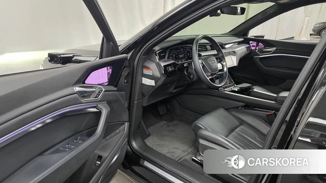 Audi e-Tron id 4585143 из Кореи 34
