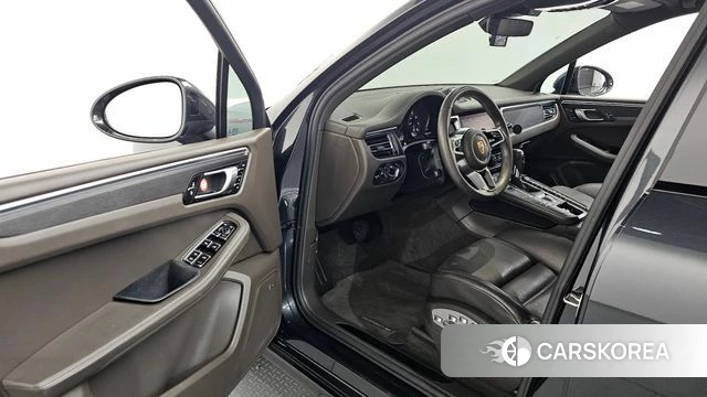 Porsche Macan id 4519216 из Кореи 38