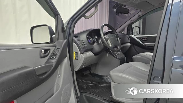 Hyundai The New Grand Starex id 4520793 из Кореи 31