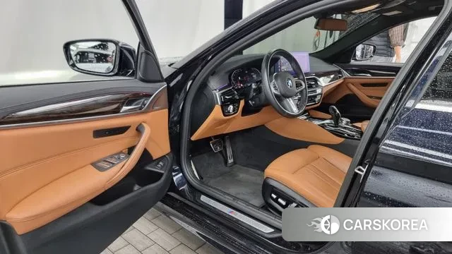 BMW 5 Series (G30) id 3165636 из Кореи 20