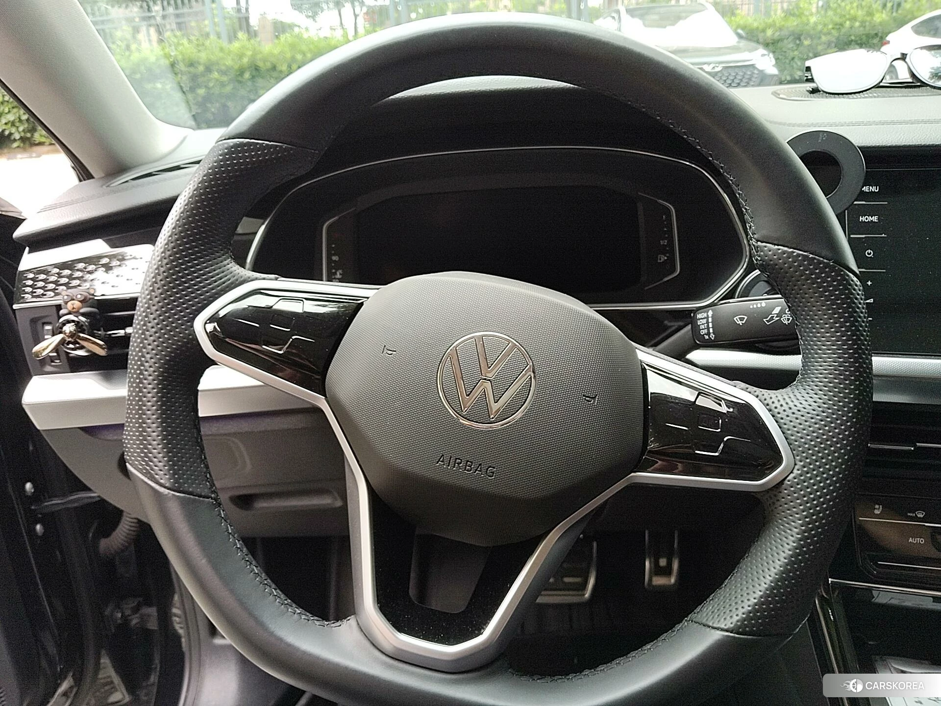 Volkswagen Passat id 4461981 из Китая 18