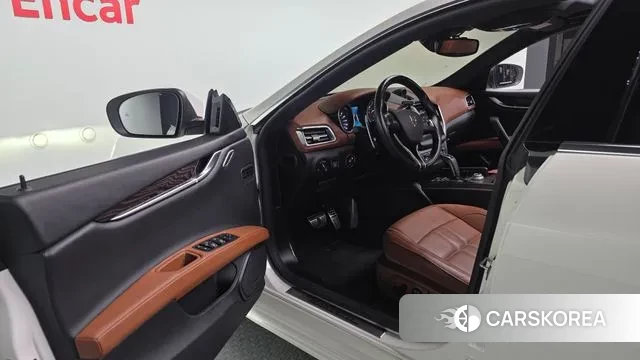 Maserati Ghibli id 3329698 из Кореи 20