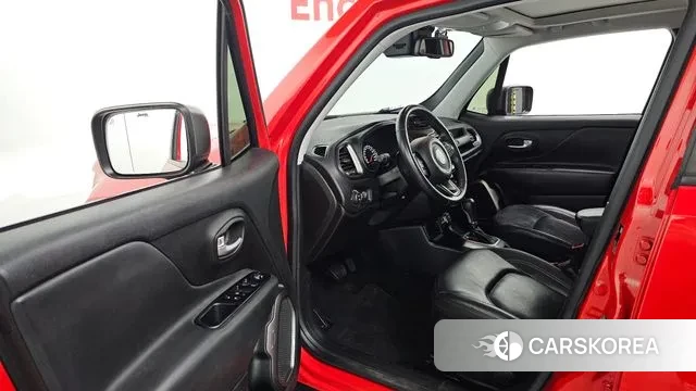 Jeep Renegade id 3691563 из Кореи 20