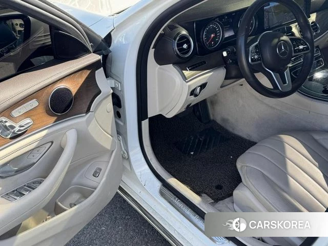 Mercedes-Benz E-Class W213 id 4344828 из Кореи 19