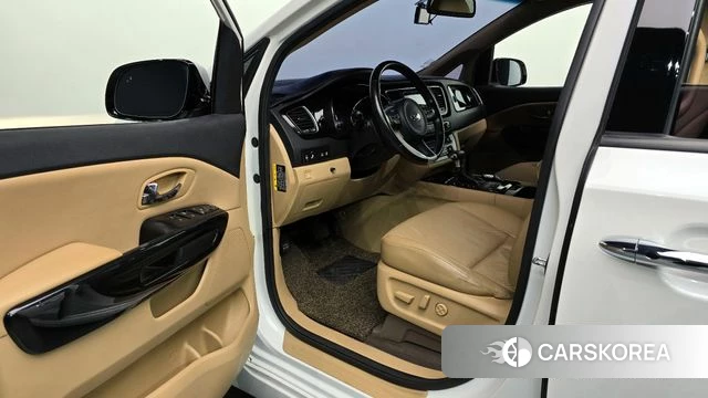 Kia All New Carnival id 3966608 из Кореи 21