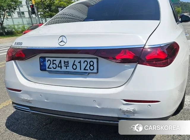 Mercedes-Benz E-Class W214 id 3507375 из Кореи 10