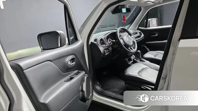 Jeep Renegade id 3753278 из Кореи 20