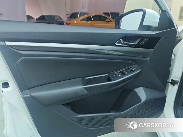 Volkswagen Bora id 4307344 из Китая 16