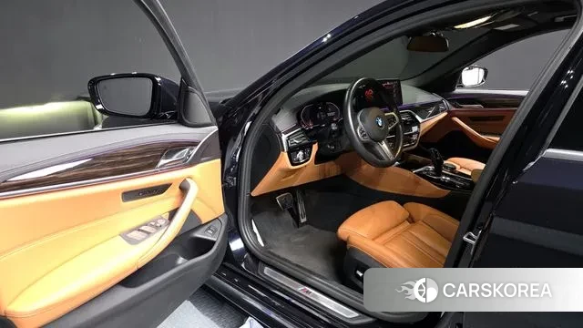 BMW 5 Series (G30) id 3416791 из Кореи 20