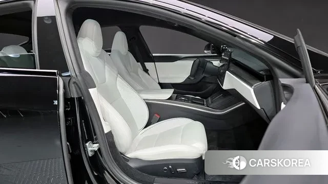 Tesla Model S id 3758282 из Кореи 20