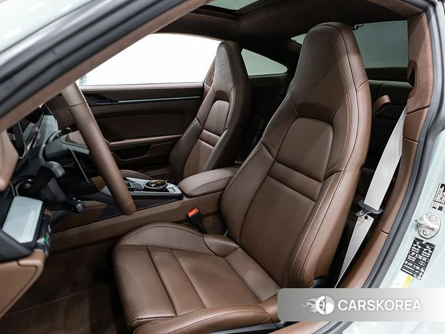 Porsche 911(992) id 4602273 из Кореи 19