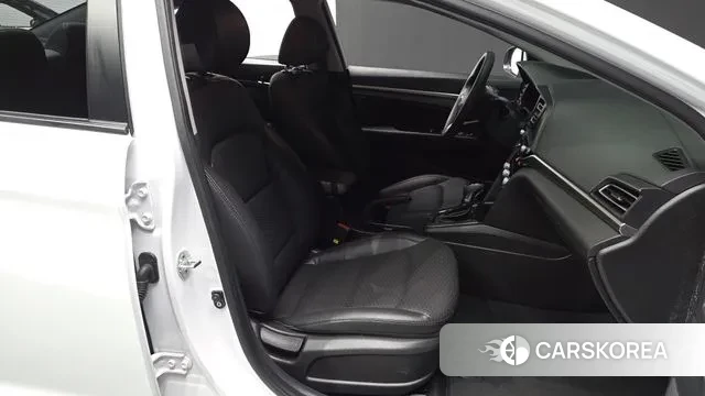 Hyundai The New Avante AD id 3013585 из Кореи 20