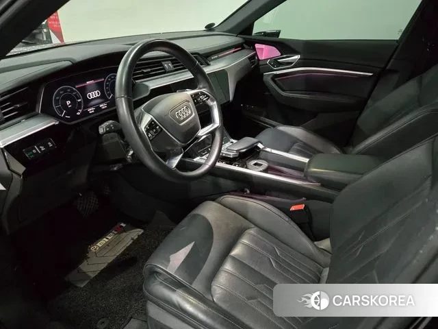 Audi e-Tron id 3022601 из Кореи 17