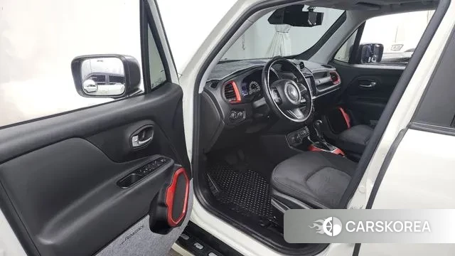 Jeep Renegade id 3469759 из Кореи 20