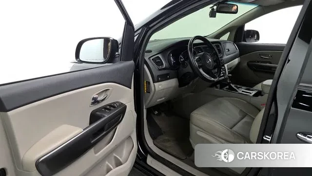 Kia The New Carnival id 3402503 из Кореи 20