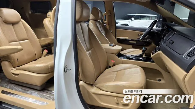 Kia The New Carnival id 2797969 из Кореи 20