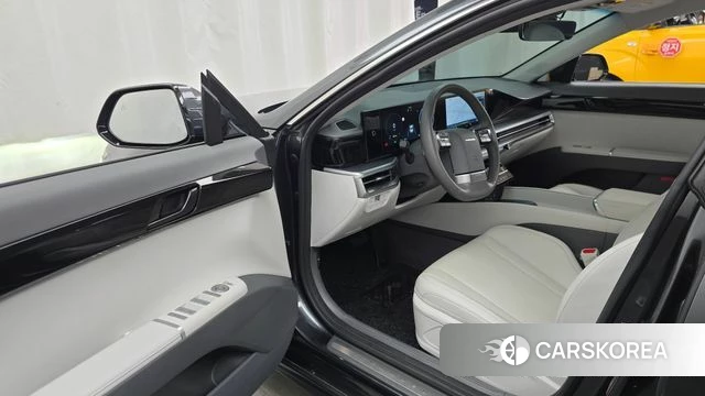 Hyundai Grandeur Hybrid (GN7) id 4500035 из Кореи 35