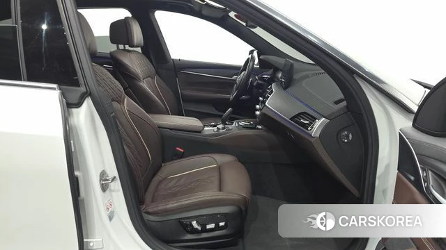 BMW 6 Series GT (G32) id 3940970 из Кореи 20