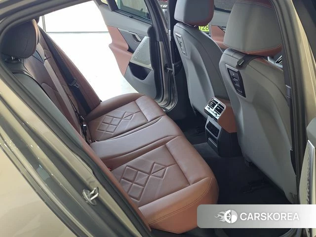 BMW 5 Series (G60) id 4206492 из Кореи 20