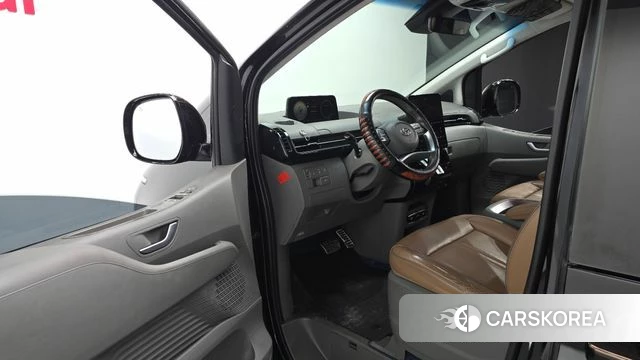Hyundai Staria id 4697848 из Кореи 20
