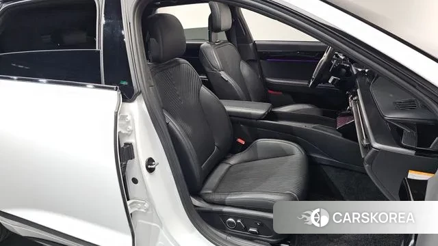 Hyundai Grandeur Hybrid (GN7) id 3599835 из Кореи 20