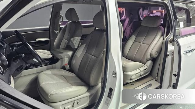 Kia The New Carnival id 4269323 из Кореи 30
