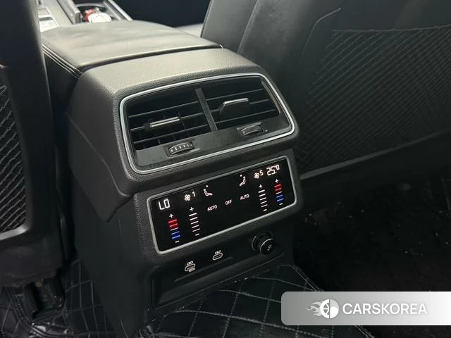 Audi A6L id 4328814 из Китая 22