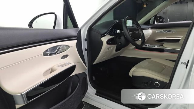 Genesis GV70 id 4323840 из Кореи 33