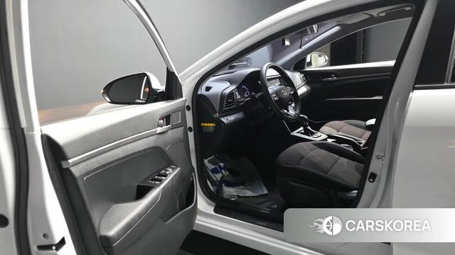 Hyundai The New Avante AD id 4677605 из Кореи 38