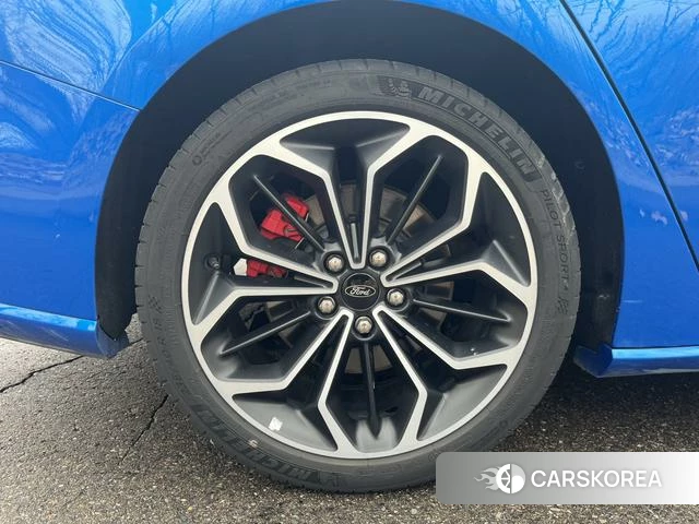Ford Fox id 3908887 из Китая 15